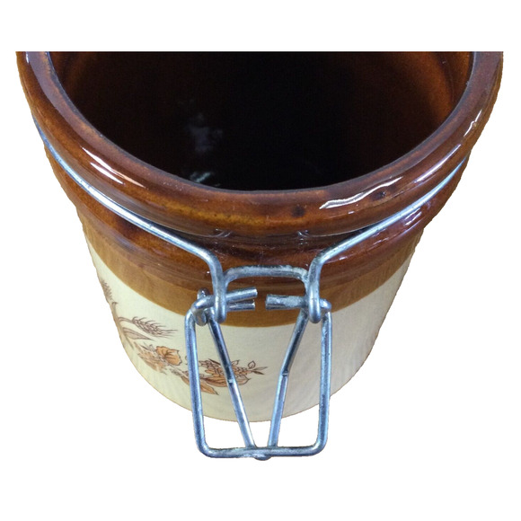 Handcrafted Ceramic Food Storage Jar w/ Flip Top Lid Brown Canister 6" Kitchen - Picture 8 of 9
